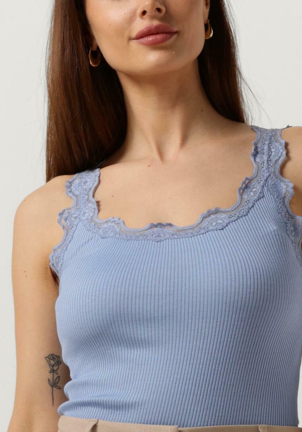Rosemunde trui deals