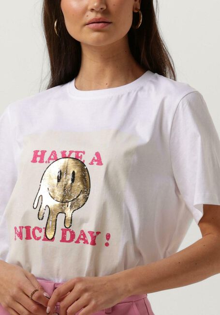 SOFIE SCHNOOR T-shirt S231293 en blanc - large