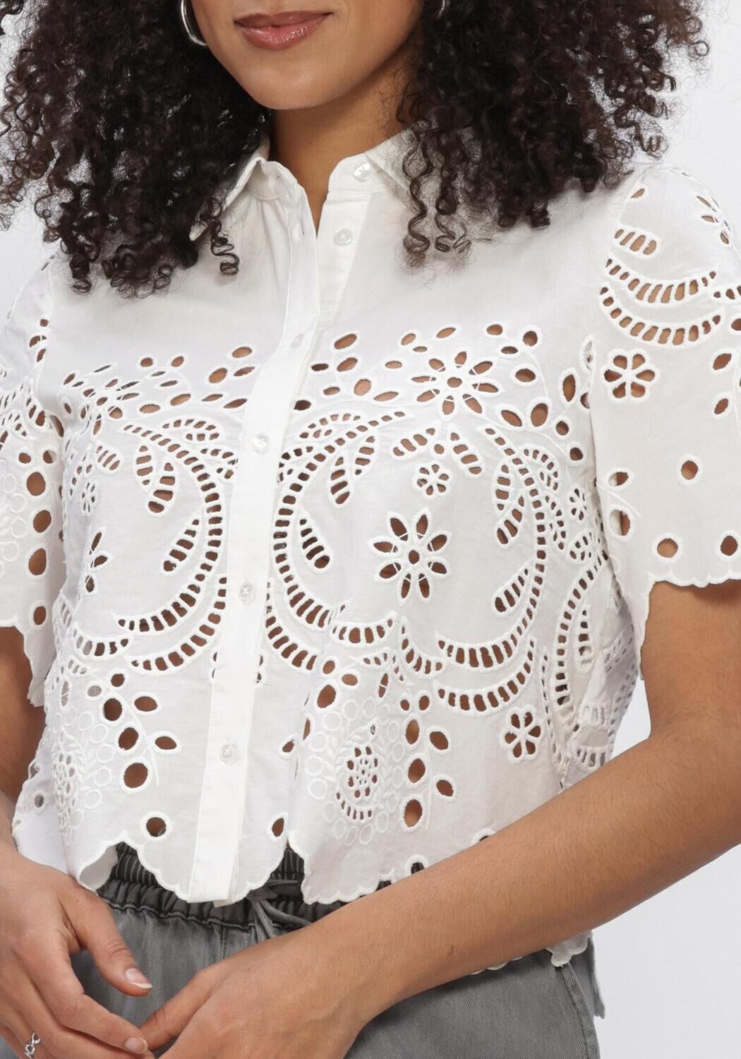 Witte OBJECT Top OBJELENA S/S CROP TOP E VIP 26 - large