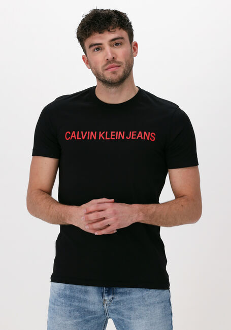 Zwarte CALVIN KLEIN T-shirt INSTITUTIONAL LOGO SLIM SS TEE - large