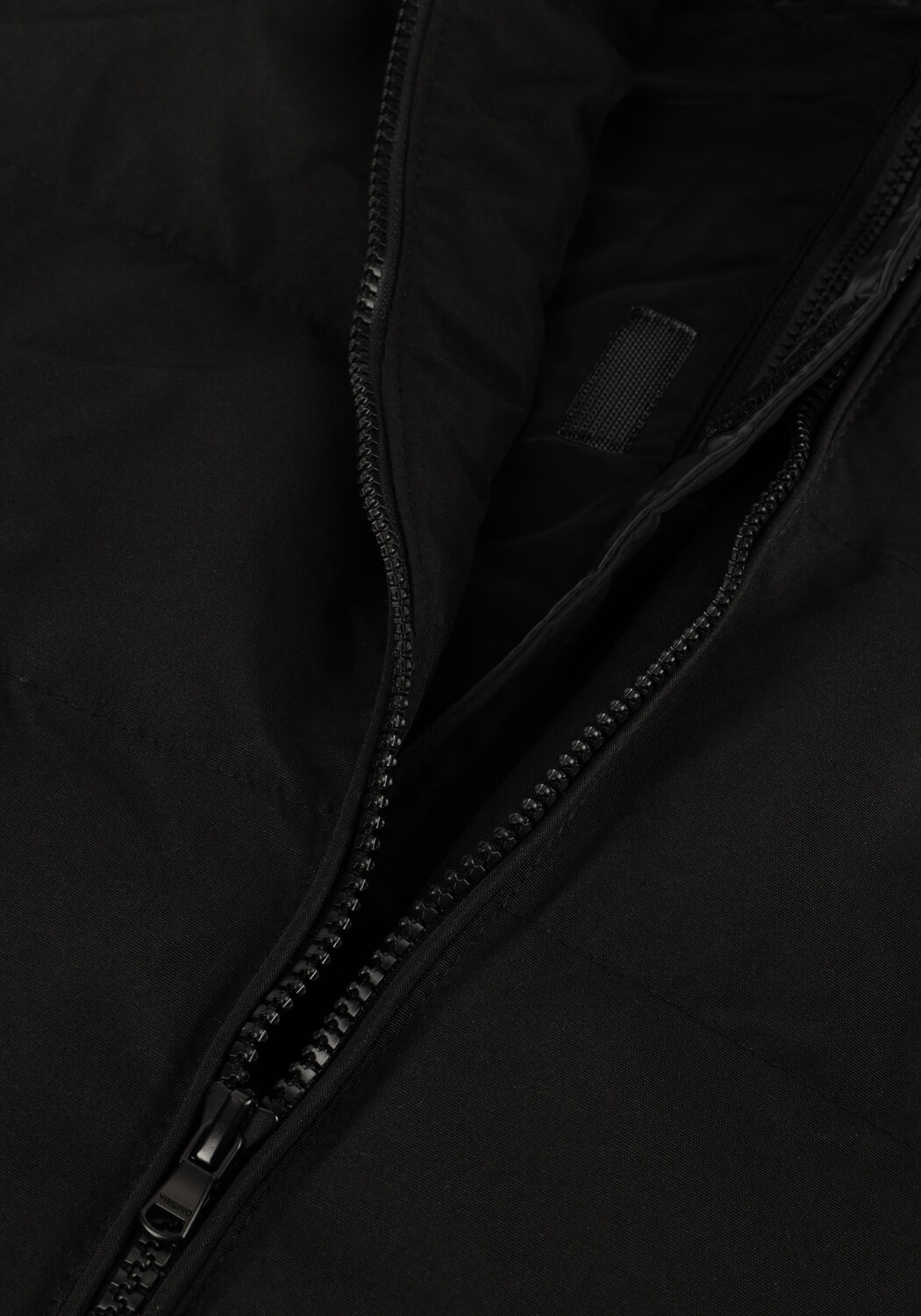 VINGINO Veste matelass&eacute; TANJA en noir - large