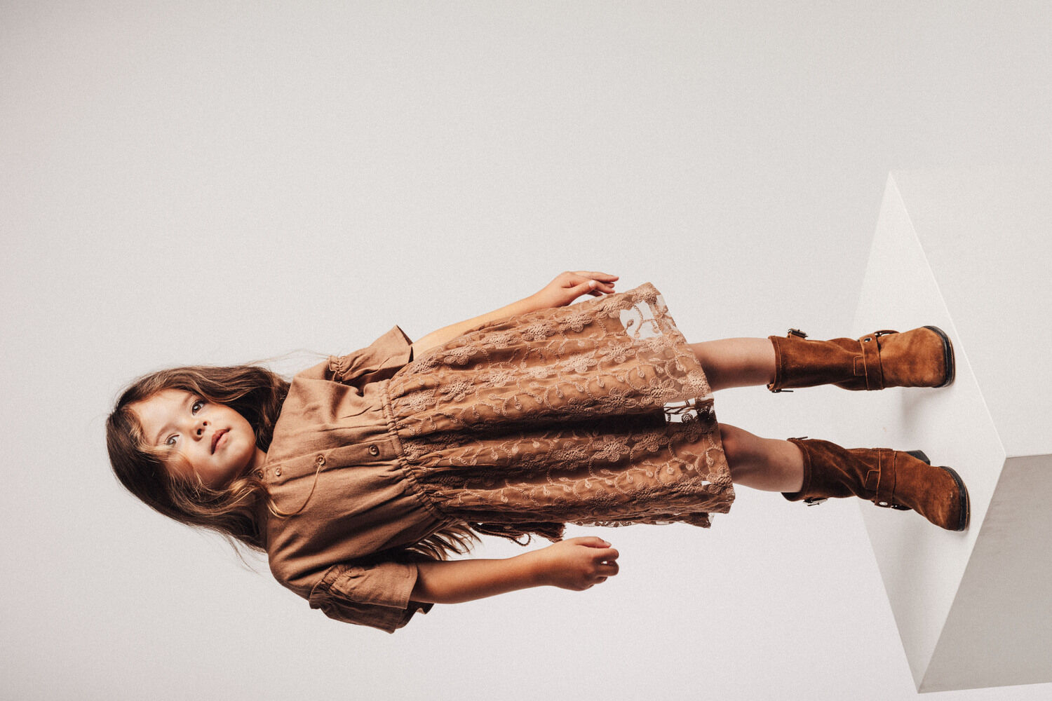 Bruine BAJE STUDIO Mini jurk CLAUDIE - large