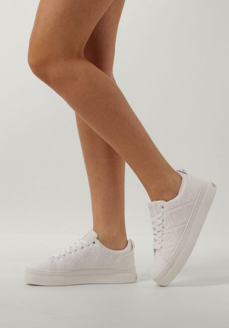 Witte GUESS Sneakers GIANELE - large