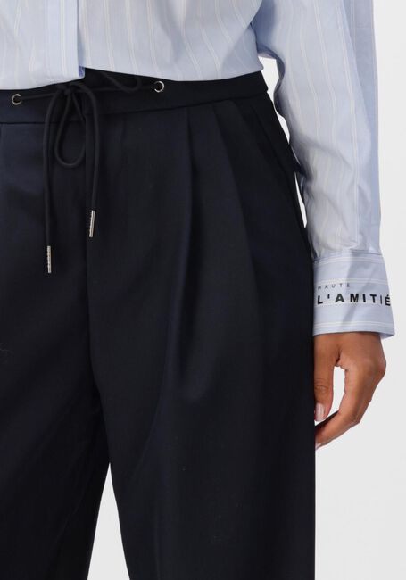 HAUTE L'AMITI&Eacute; Pantalon de jogging MICHELLE TAILOR TIE TALL PANT Bleu fonc&eacute; - large