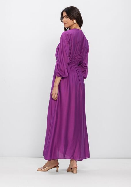 NEMA N210 Robes en violet - large