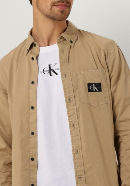 CALVIN KLEIN Surchemise REGULAR SHIRT en beige - large