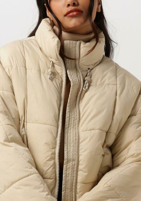 ANOTHER LABEL Veste matelassé MILLE OVERSIZED PUFFER Sable - large