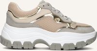 Beige GUESS Sneakers BRECKY Beige GUESS Sneakers BRECKY - medium