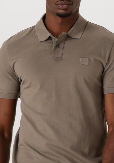 BOSS ORANGE Polo PASSENGER en taupe - large