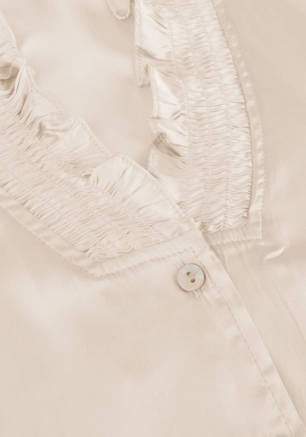 NEO NOIR BRIELLE SATIN BLOUSE Blouses en beige - large