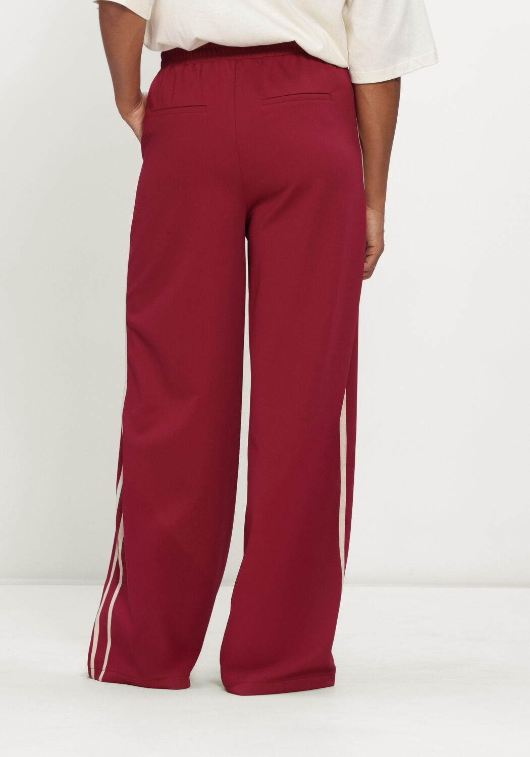 POM AMSTERDAM Pantalon large NORA BURGUNDY RED Bordeaux - large