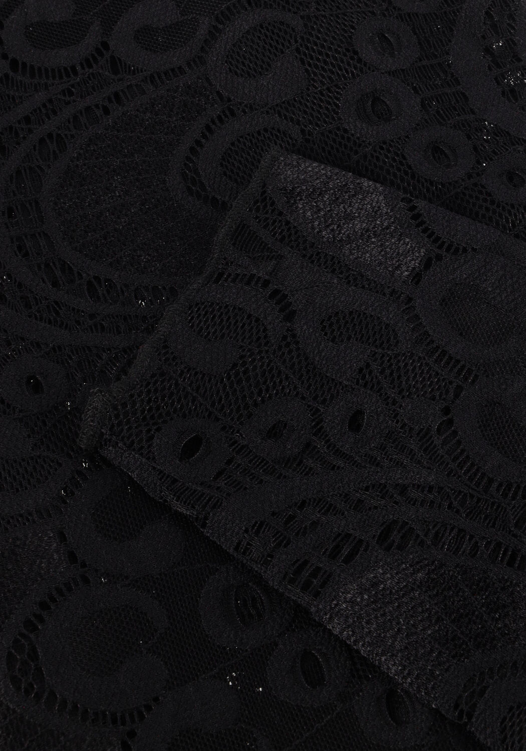 COPENHAGEN MUSE Haut CMLACIE-TEE en noir - large