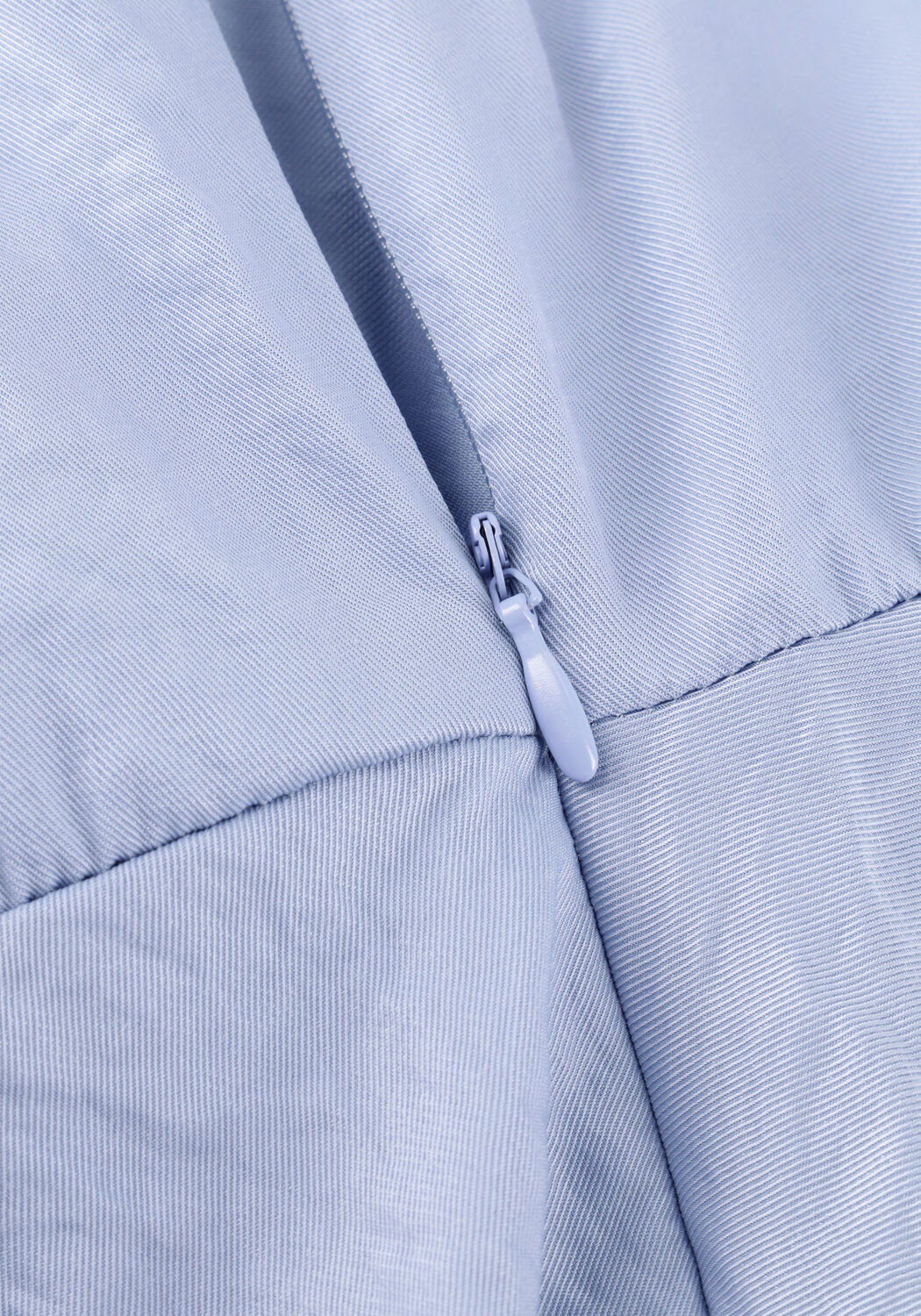 BEAUMONT Robe maxi ESTA DRESS en bleu - large