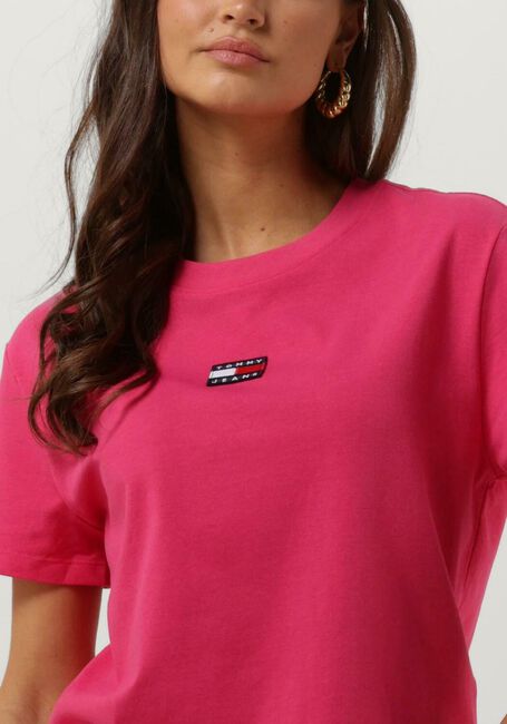 TOMMY JEANS T-shirt TJW TOMMY CENTER BADGE TEE en rose - large
