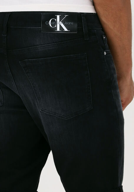 CALVIN KLEIN SLIM SHORT Jeans en noir - large