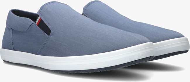 TOMMY HILFIGER ESSENTIAL SLIP ON CHAMBRAY VULC Chaussures à enfiler en bleu - large