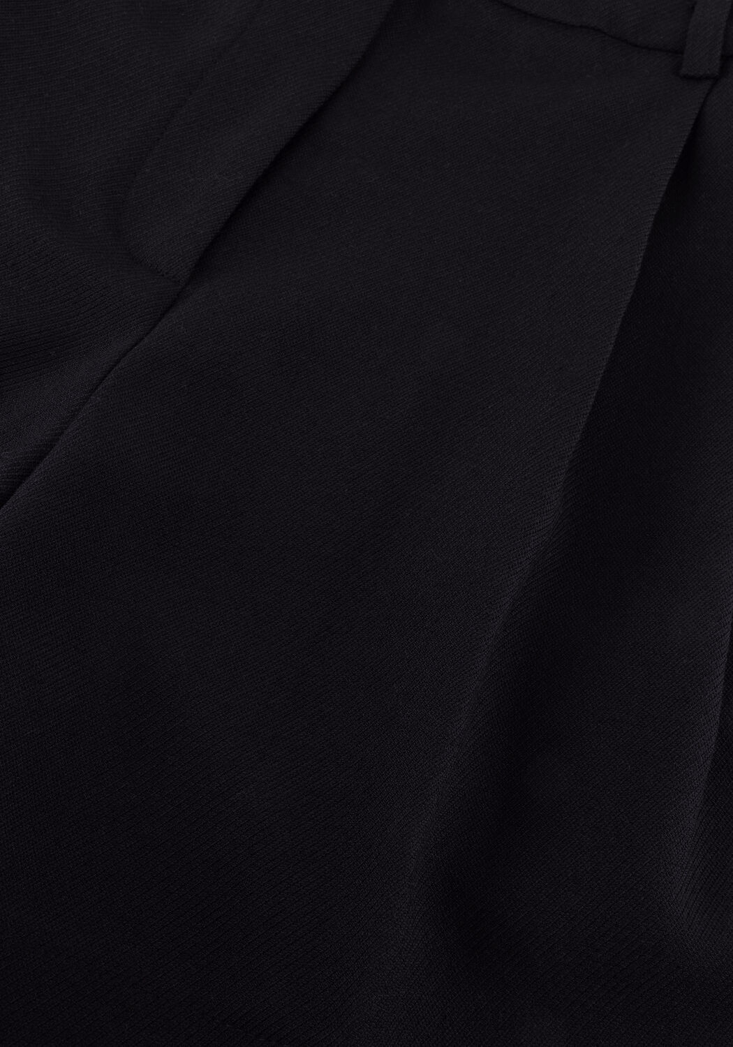 GRACE & MILA Pantalon courte SS2613025 en noir - large