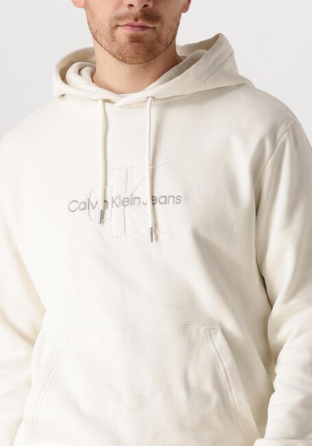CALVIN KLEIN Chandail CHENILLE MONOLOGO HOODIE en blanc - large