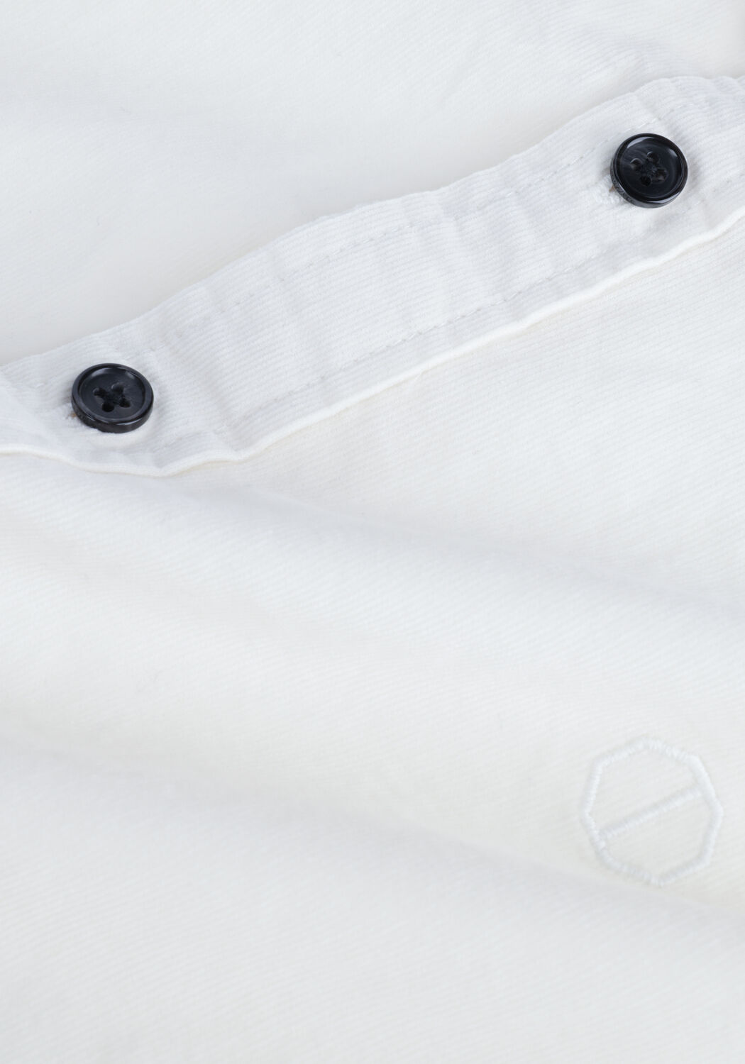 DSTREZZED Chemise d&eacute;contract&eacute; BUTTON DOWN SHIRT BABYCORD en blanc - large