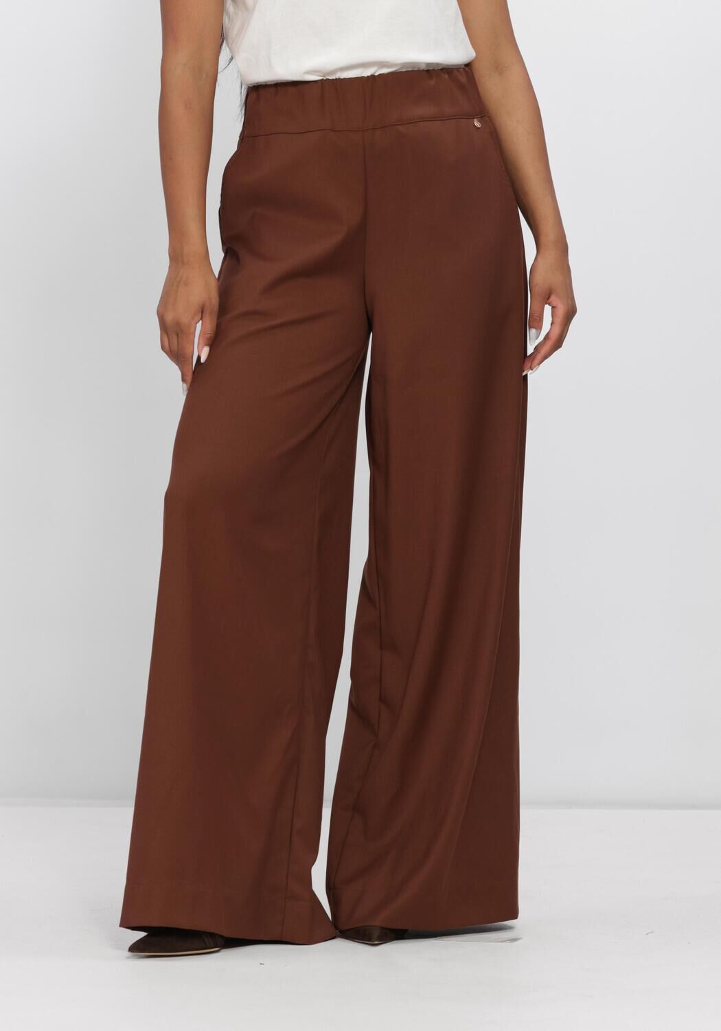 NUKUS Pantalon large LIEVE PANTS en marron - large