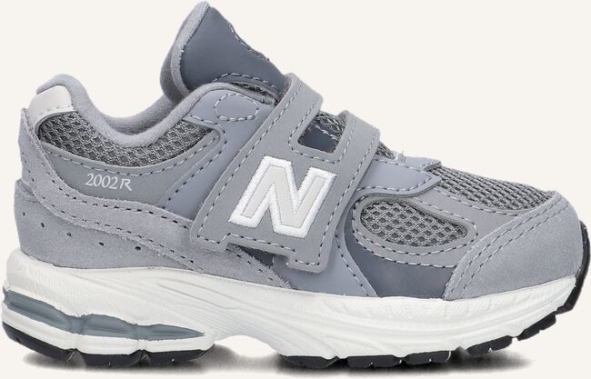 Grijze NEW BALANCE Sneakers IV2002 Grijze NEW BALANCE Sneakers IV2002 - large