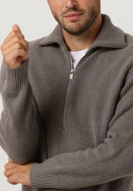 DRYKORN Pull MANUELO 420122 en gris - large