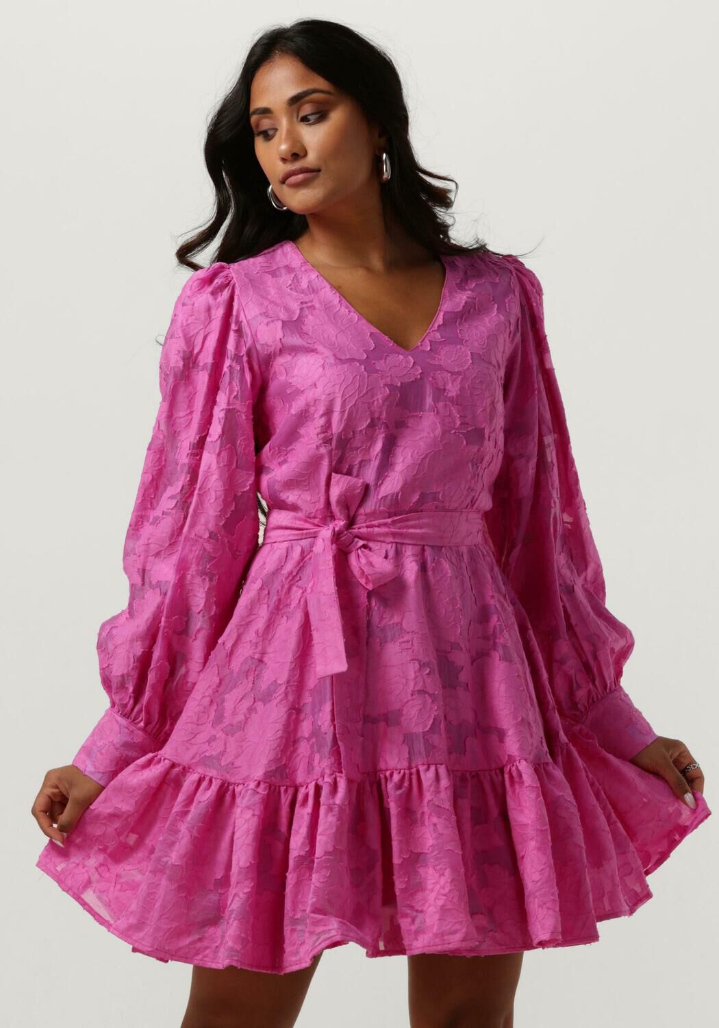 Roze SELECTED FEMME Mini jurk SLFCATHI SADIE SHORT V NECK DRESS Omoda
