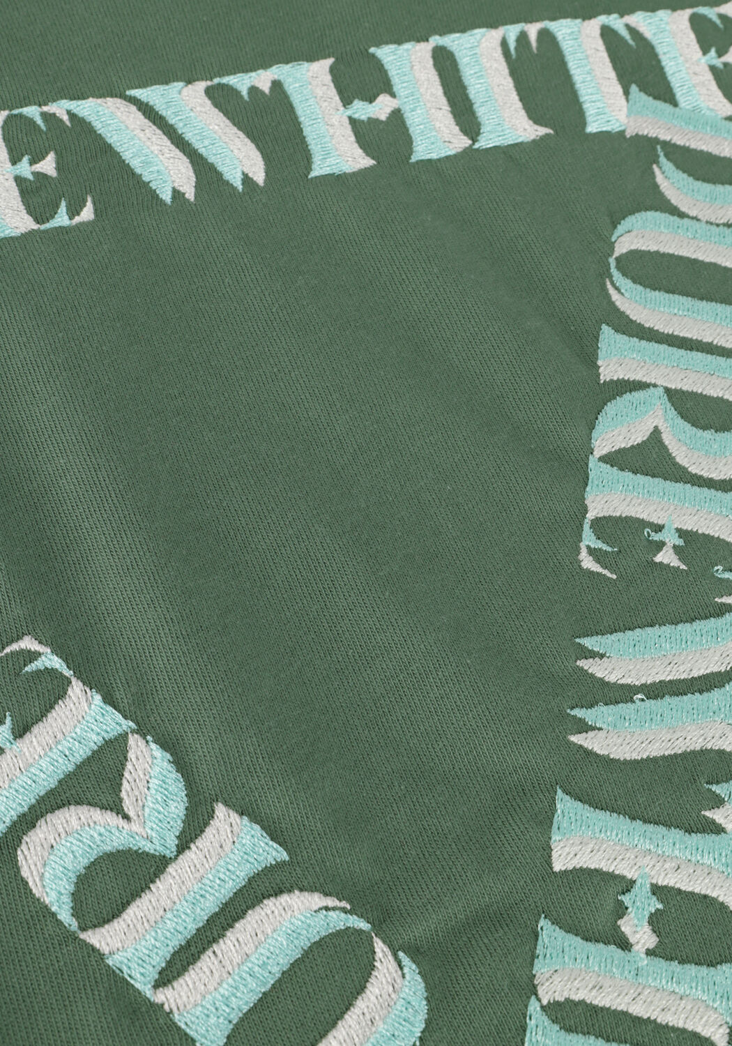 Donkergroene PUREWHITE T-shirt TSHIRT WITH SMALL LOGO AT SIDE AND BIG BACK EMBROIDERY - large