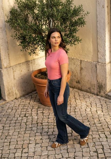 Roze TOMMY JEANS T-shirt TJW SLIM ESSENTIAL RIB SS EXT - large