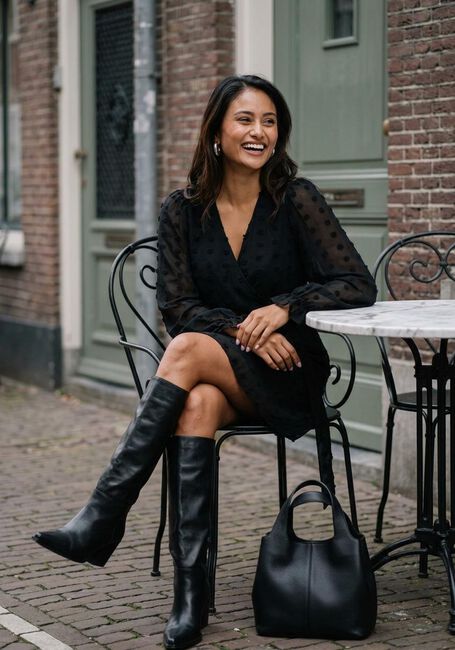 Y.A.S. Mini robe YASDOTTIE LS WRAP DRESS en noir - large