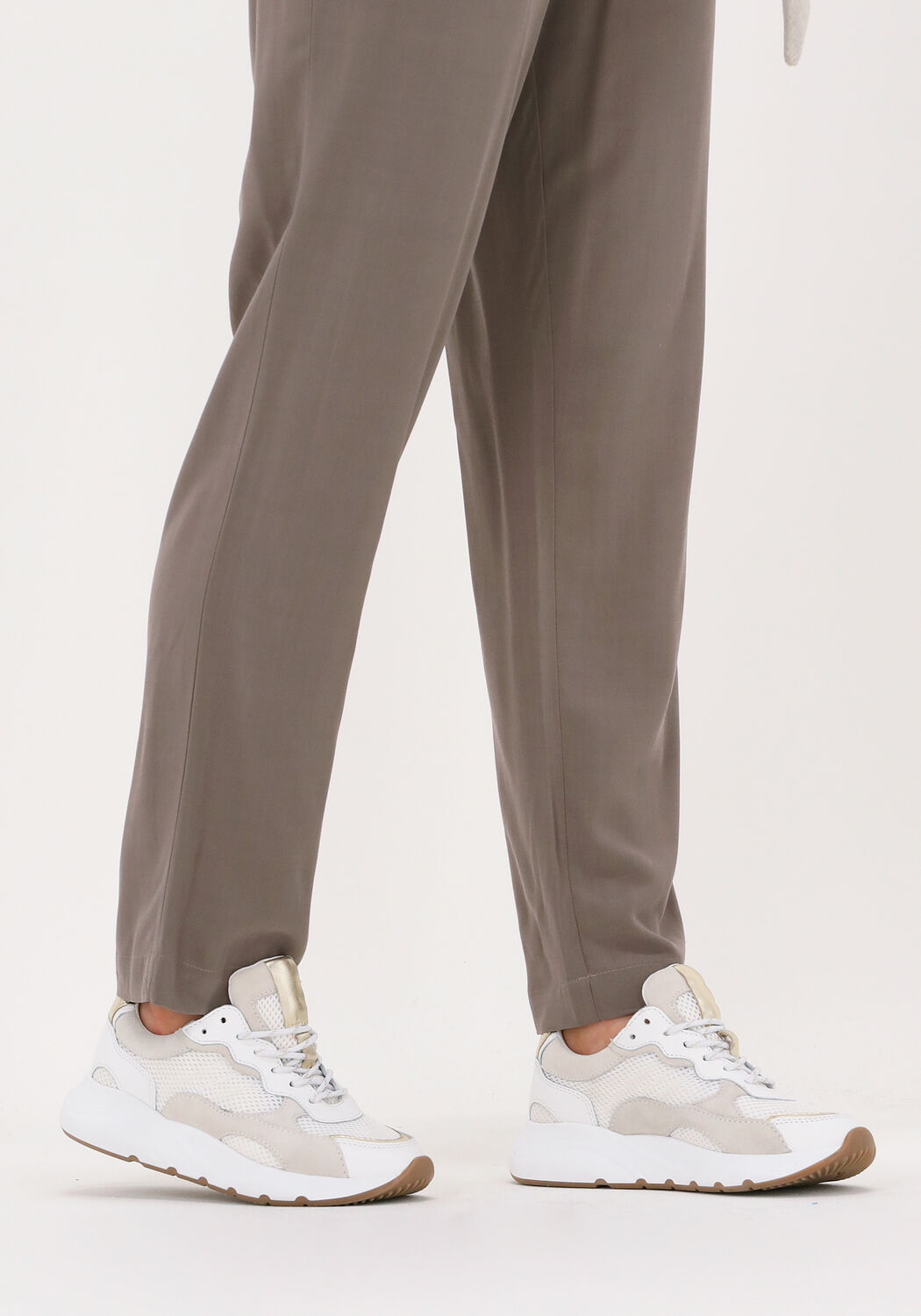 Witte OMODA Sneakers CIBEL - large