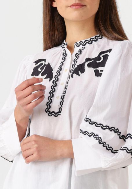 Witte ANTIK BATIK  DALI BLOUSE - large