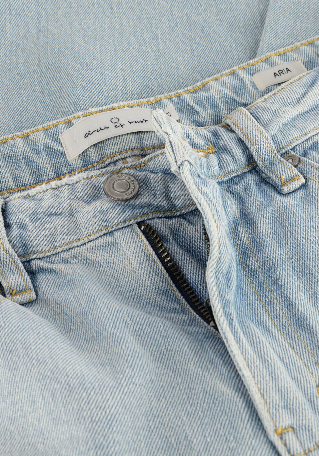 CIRCLE OF TRUST ARIA DNM Jeans en bleu - large