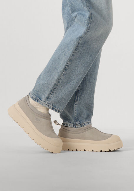 UGG TASMAN WEATHER HYBRID Chaussons en gris - large