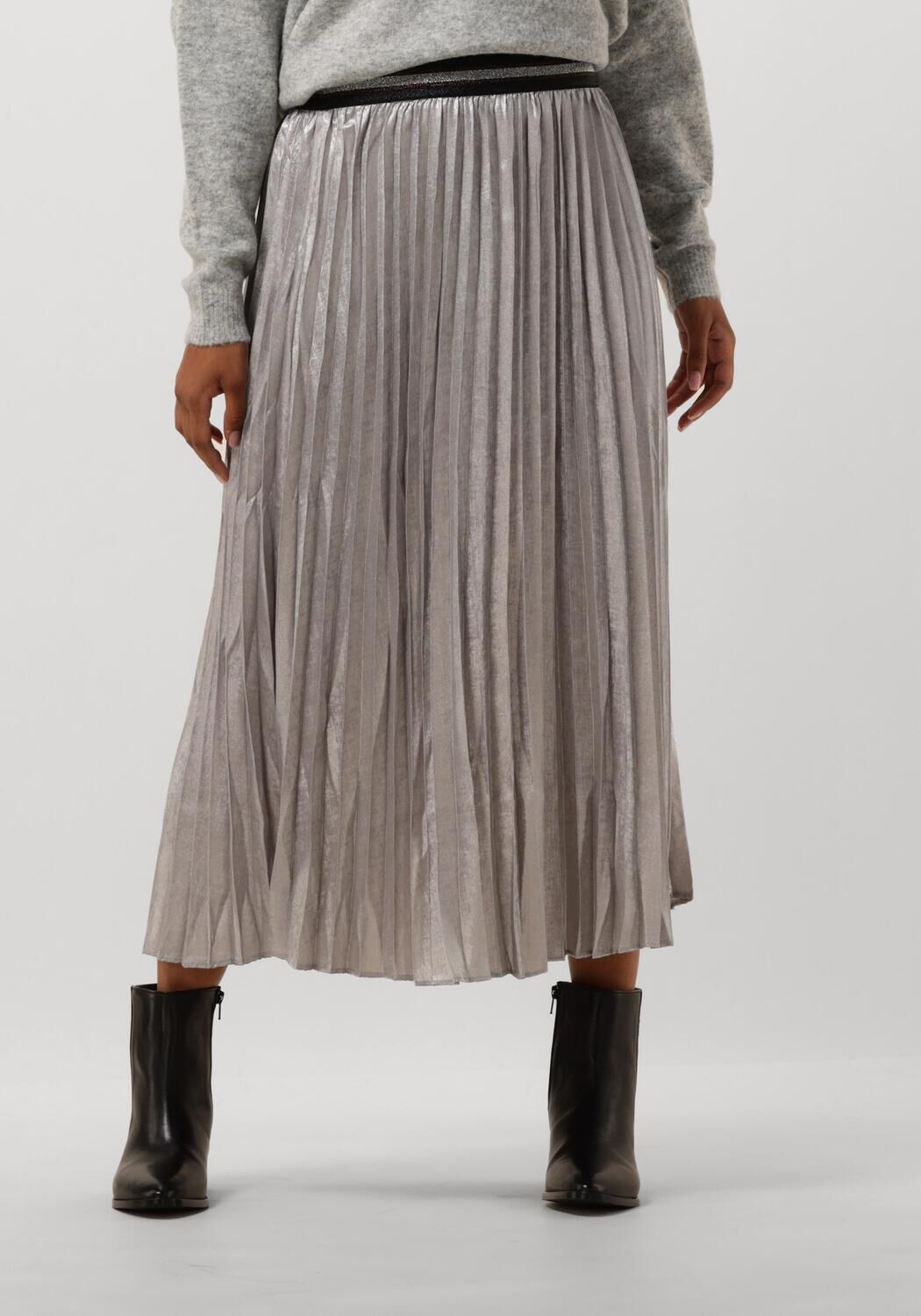 SUMMUM Jupe midi PLEATED SKIRT LAMEE METALLIC en blanc Omoda