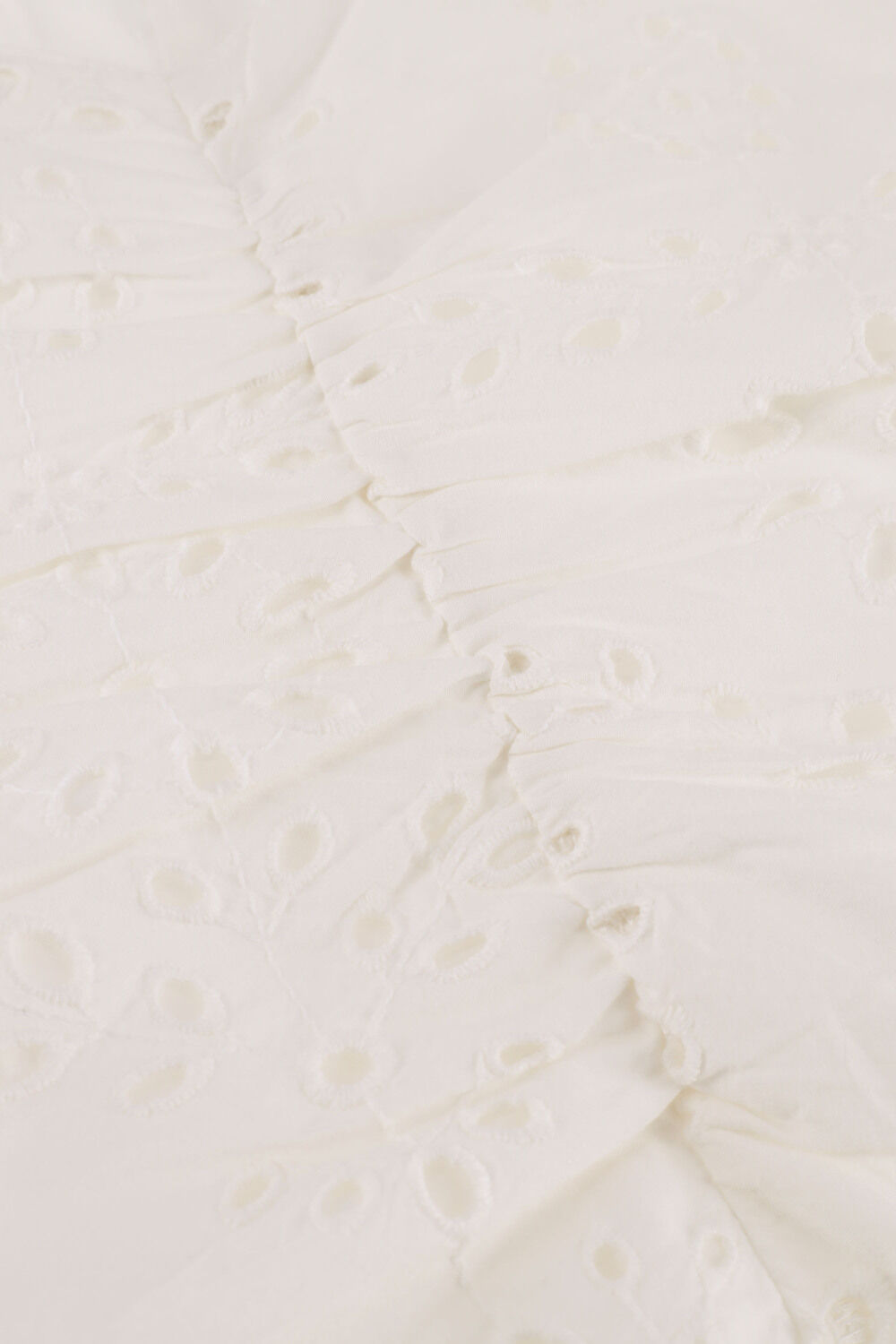 Witte SCOTCH & SODA Top RUCHED FRONT FLUTTER SLEEVE TOP - large