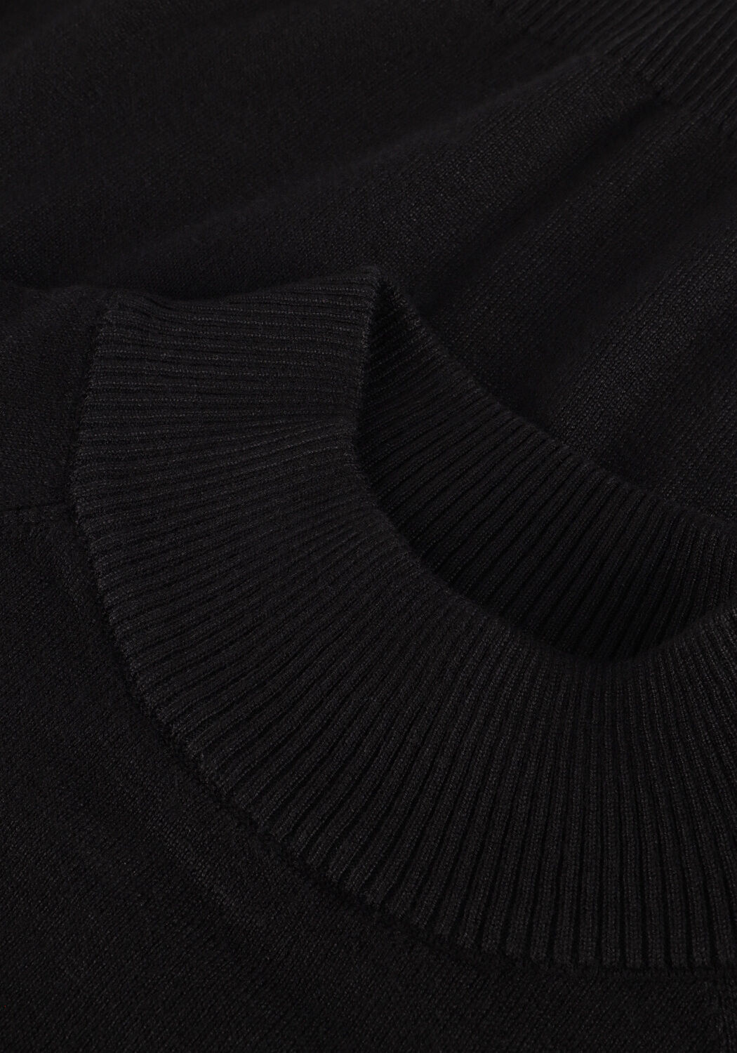 ACCESS Pull D44-8058 en noir - large