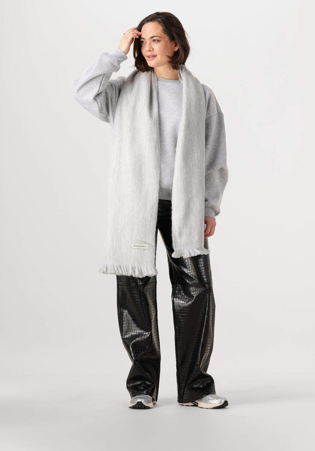 ALPACA LOCA DOUBLE SCRAF Foulard en gris - large