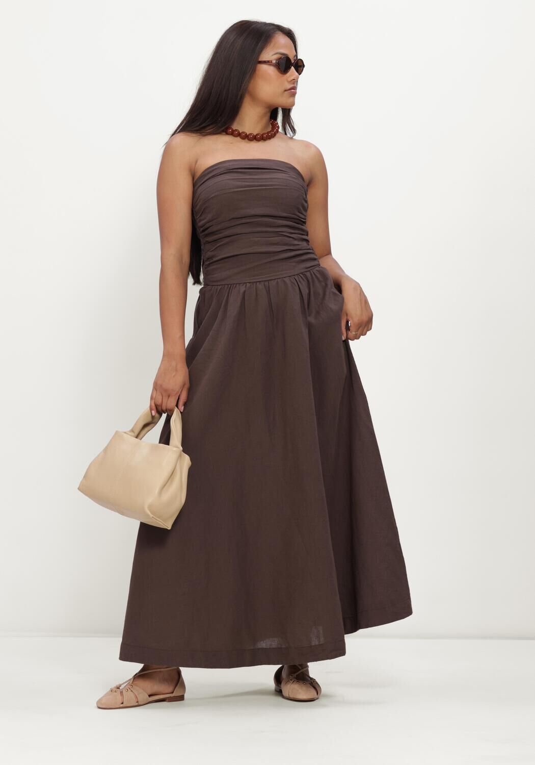 NEO NOIR KIMA LINEN DRESS Robes en marron - large