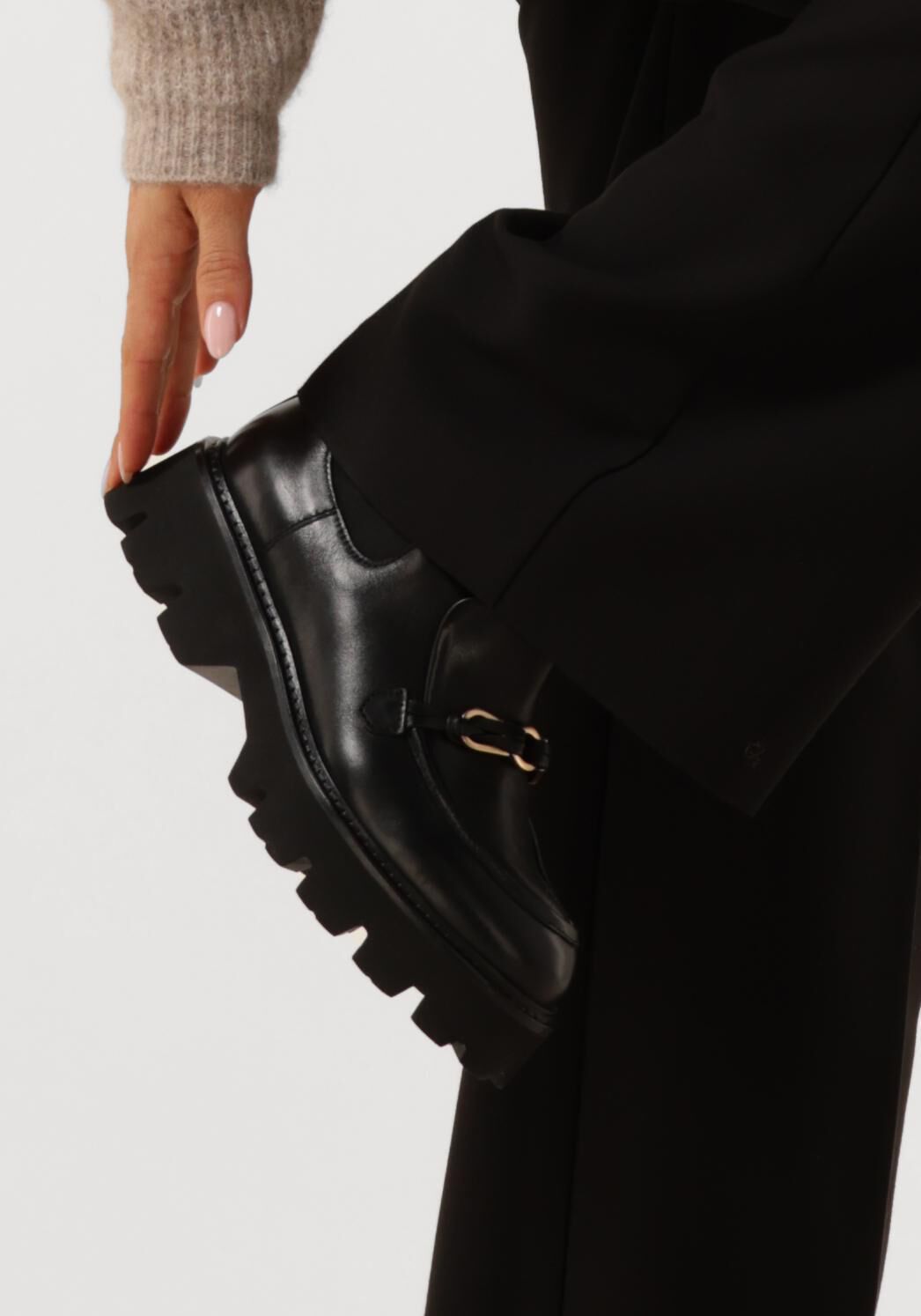 FRED DE LA BRETONIERE Bottillons PALLY DALI en noir - large