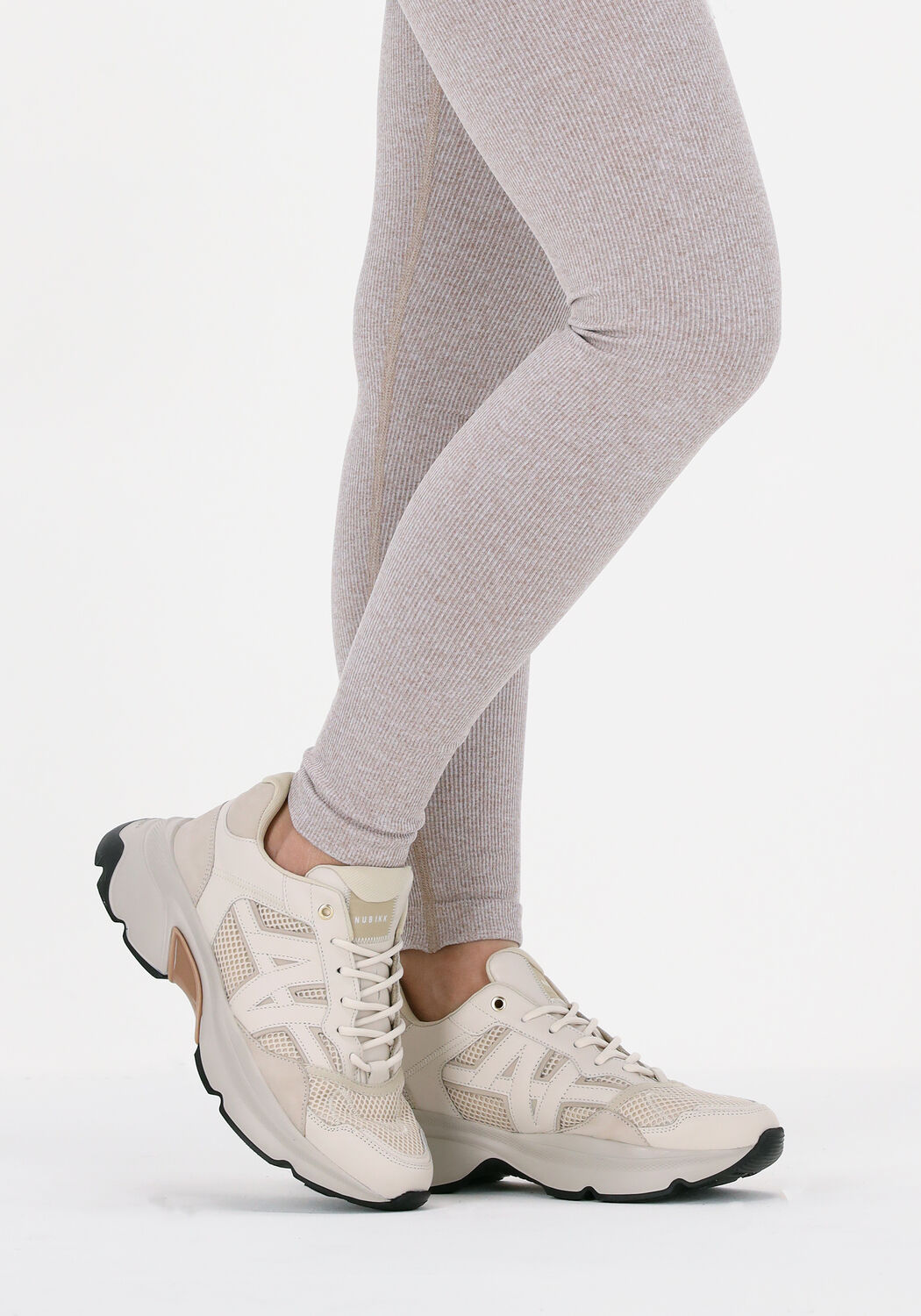 Beige NUBIKK Sneakers ROSS TREK EDGE DAMES - large