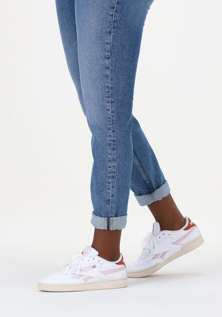 REEBOK Baskets basses CLUB C REVENGE en blanc - large