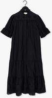 Zwarte LEVETE ROOM Midi jurk RIKO 1 DRESS