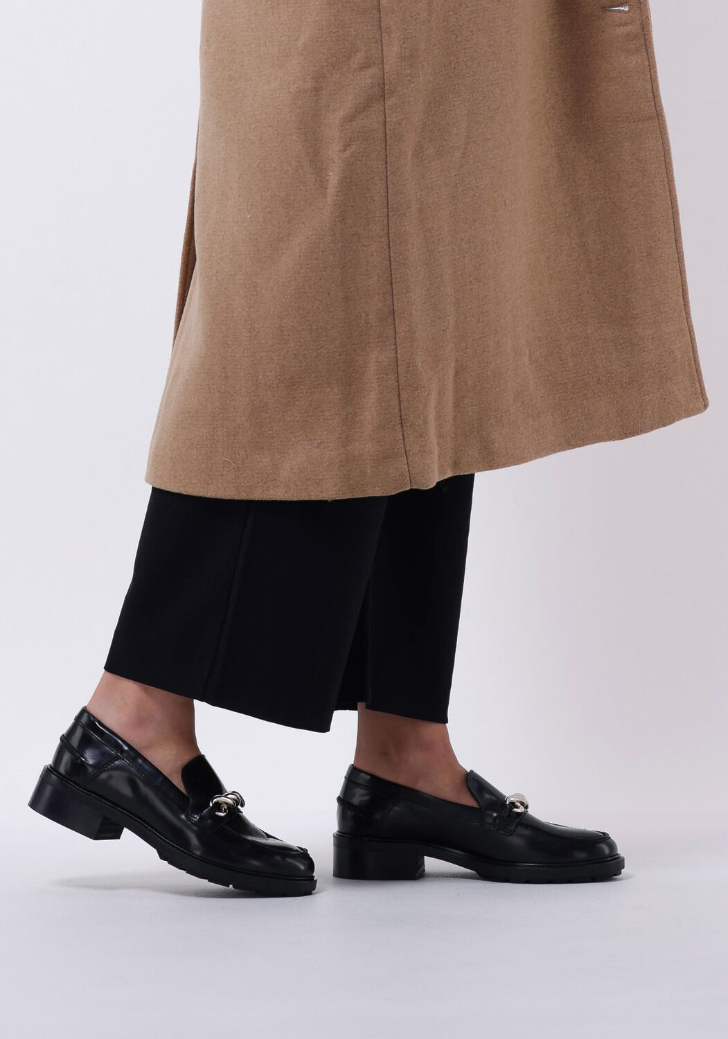 TOMMY HILFIGER TOMMY TWIST MOCASSIN Loafers en noir - large