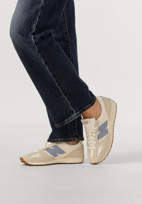 NEW BALANCE Baskets basses 471 D en beige - large