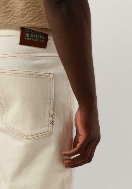 SCOTCH & SODA Straight leg jeans THE DROP REGULAR TAPER JEANS en blanc - large
