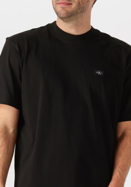 CALVIN KLEIN T-shirt WOVEN LABEL RELAXED TEE en noir - large