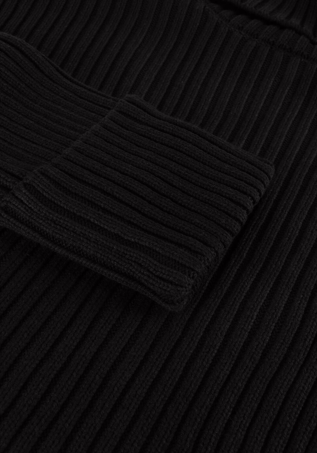 NEO NOIR Col roul&eacute; BENSON CROPPED KNIT BLOUSE en noir - large