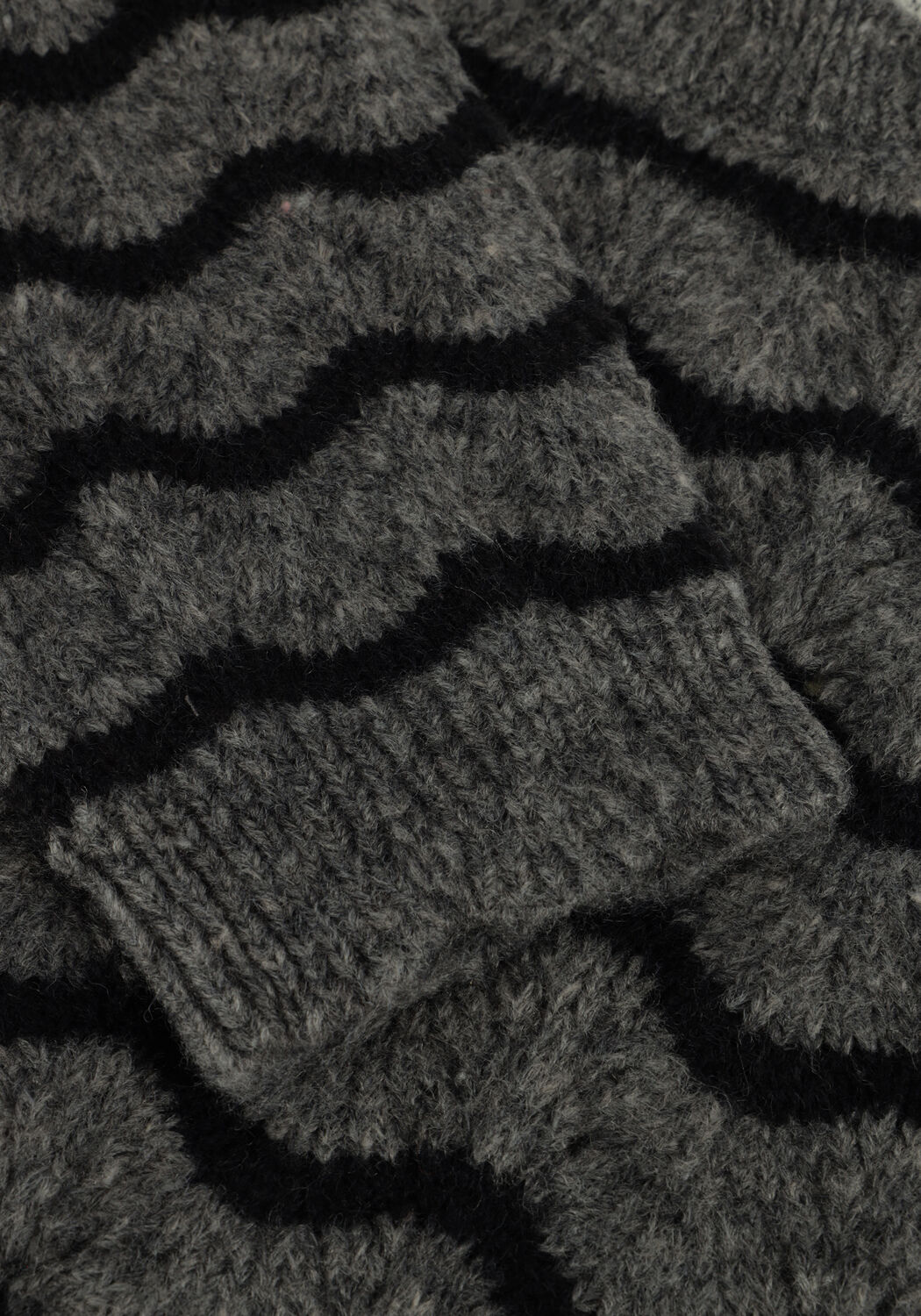 LOOXS 10SIXTEEN Pull 2433-5372 en noir - large