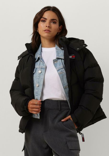 TOMMY JEANS Veste matelassé OUTERWEAR SHORT PUFF en noir - large